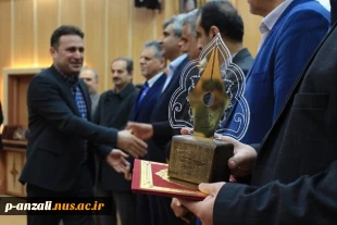 شرح خبر صدا و سیمای گیلان درباره تقدیر از پژوهشگران برتر فن بازاردر استانداری گیلان 4